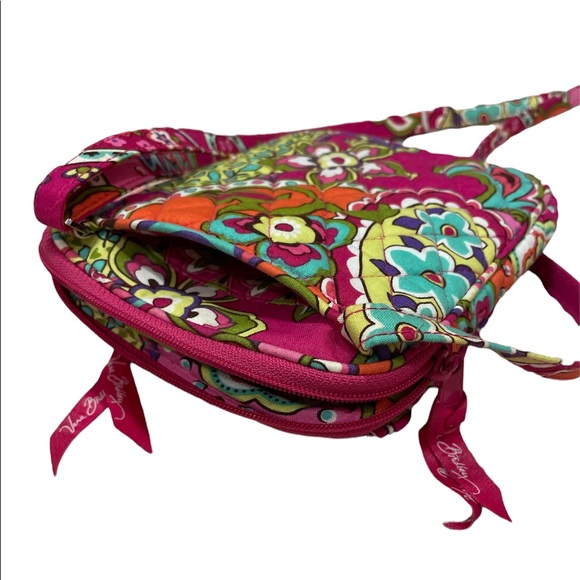 Vera Bradley Crossbody - Picture 3 of 6